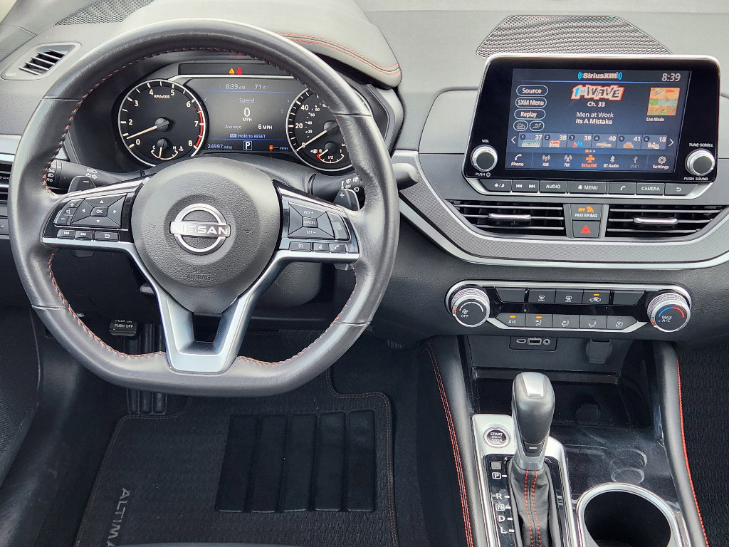 Used 2025 Nissan Altima 2.5 SR image 26