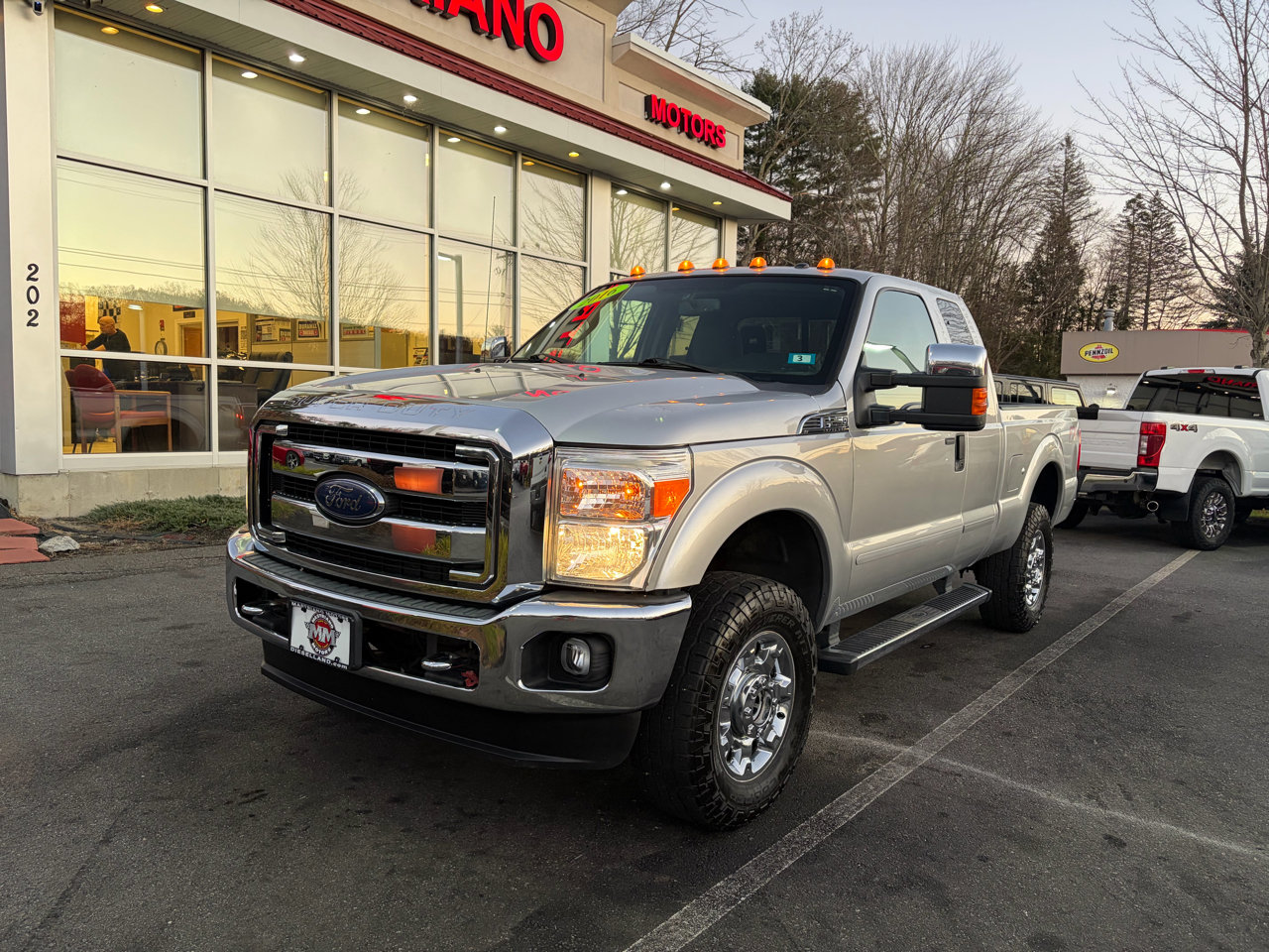 Used 2016 Ford F250 XLT w/ XLT Premium Package image 2