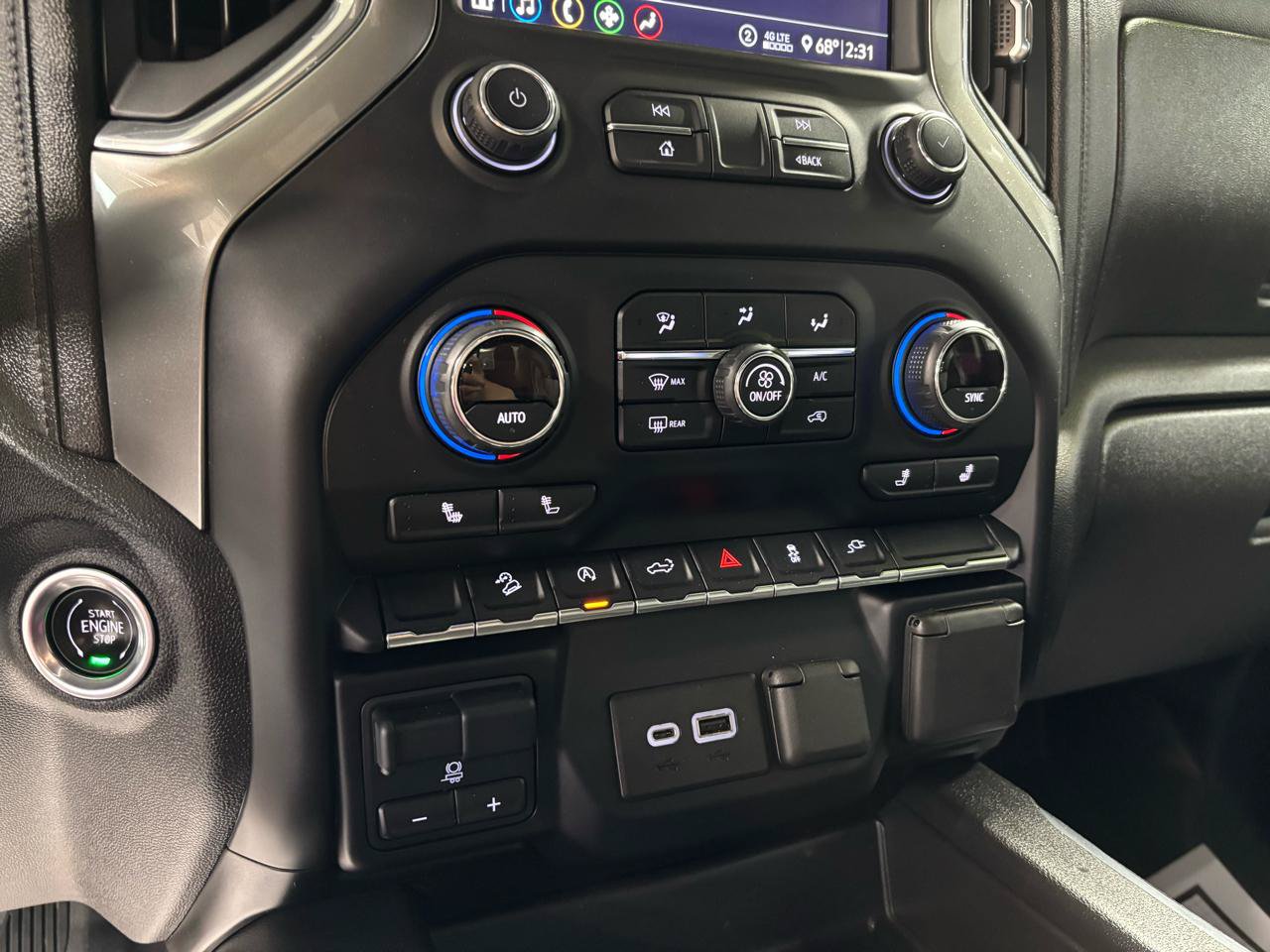Used 2020 Chevrolet Silverado 1500 RST w/ All-Star Edition AWD/4WD image 29