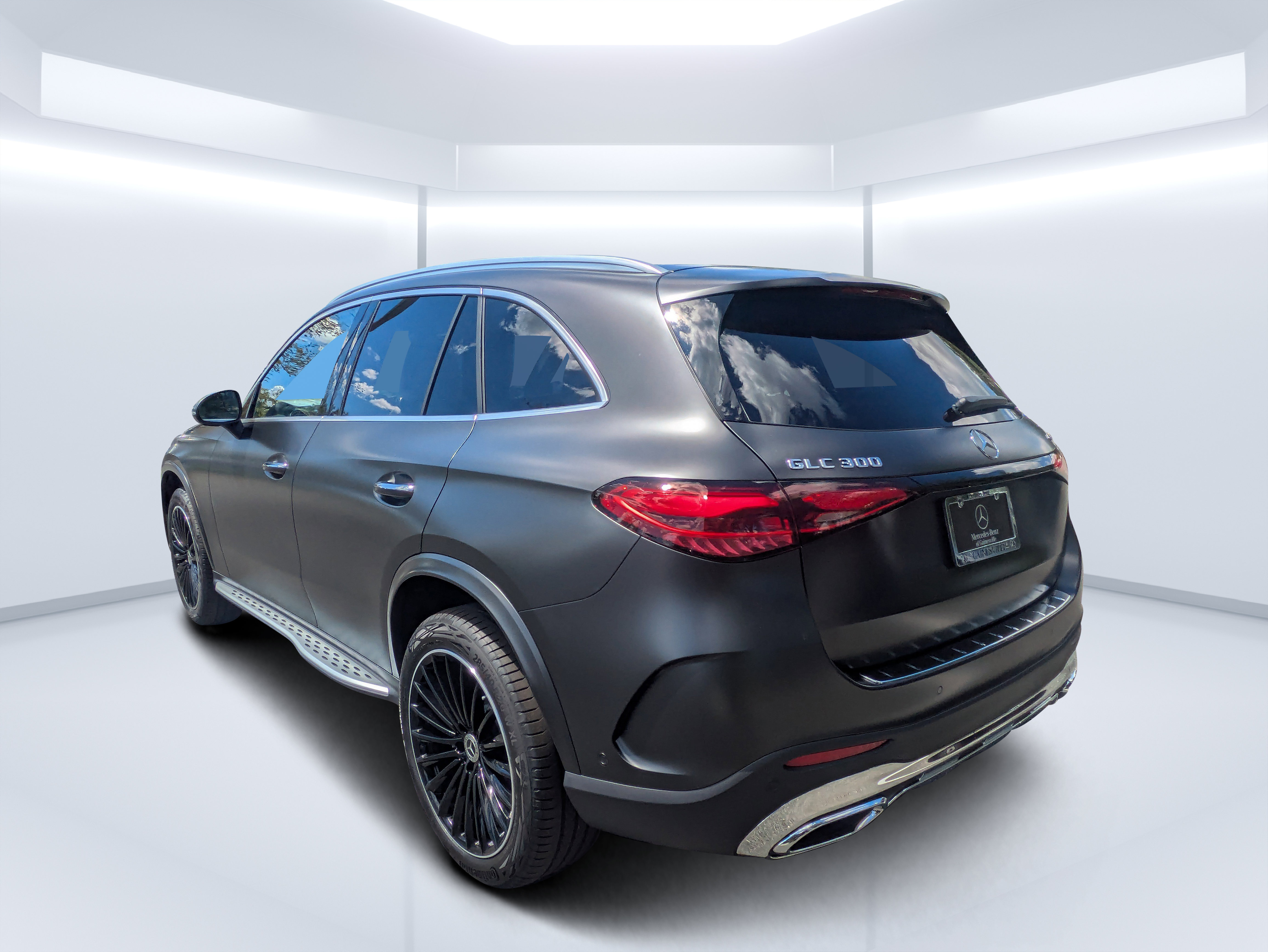 New 2027 Mercedes-Benz GLC 300 4MATIC image 5