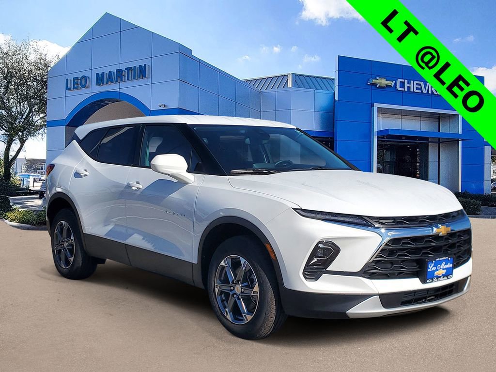 New 2026 Chevrolet Blazer LT w/ LPO, Floor Liner Package image 2
