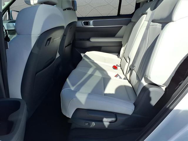 New 2026 Hyundai Santa Fe SEL image 11