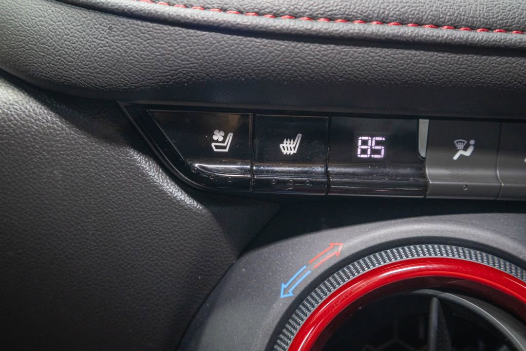Used 2024 Chevrolet Blazer RS w/ Enhanced Convenience Package AWD/4WD image 22