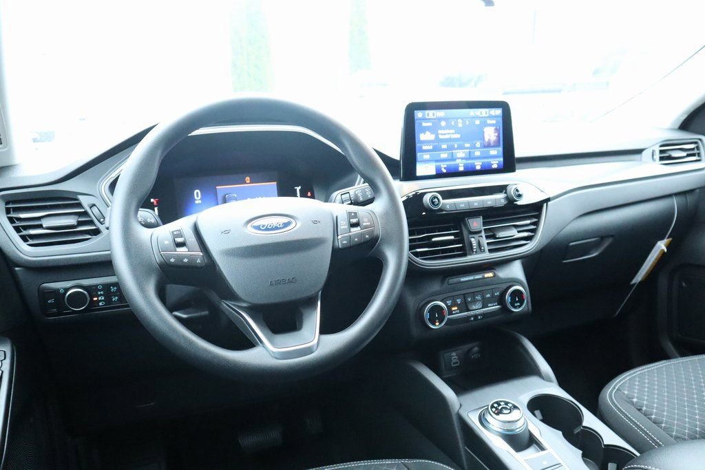 New 2026 Ford Escape Active image 2