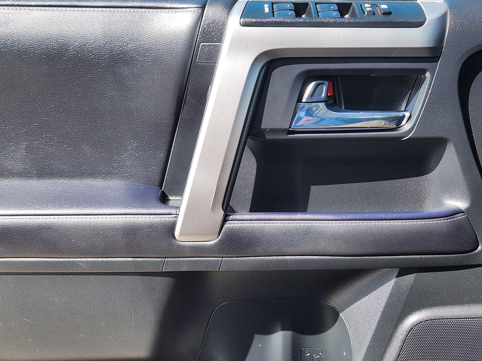 Used 2023 Toyota 4Runner SR5 Premium w/ Moonroof Package AWD/4WD image 20