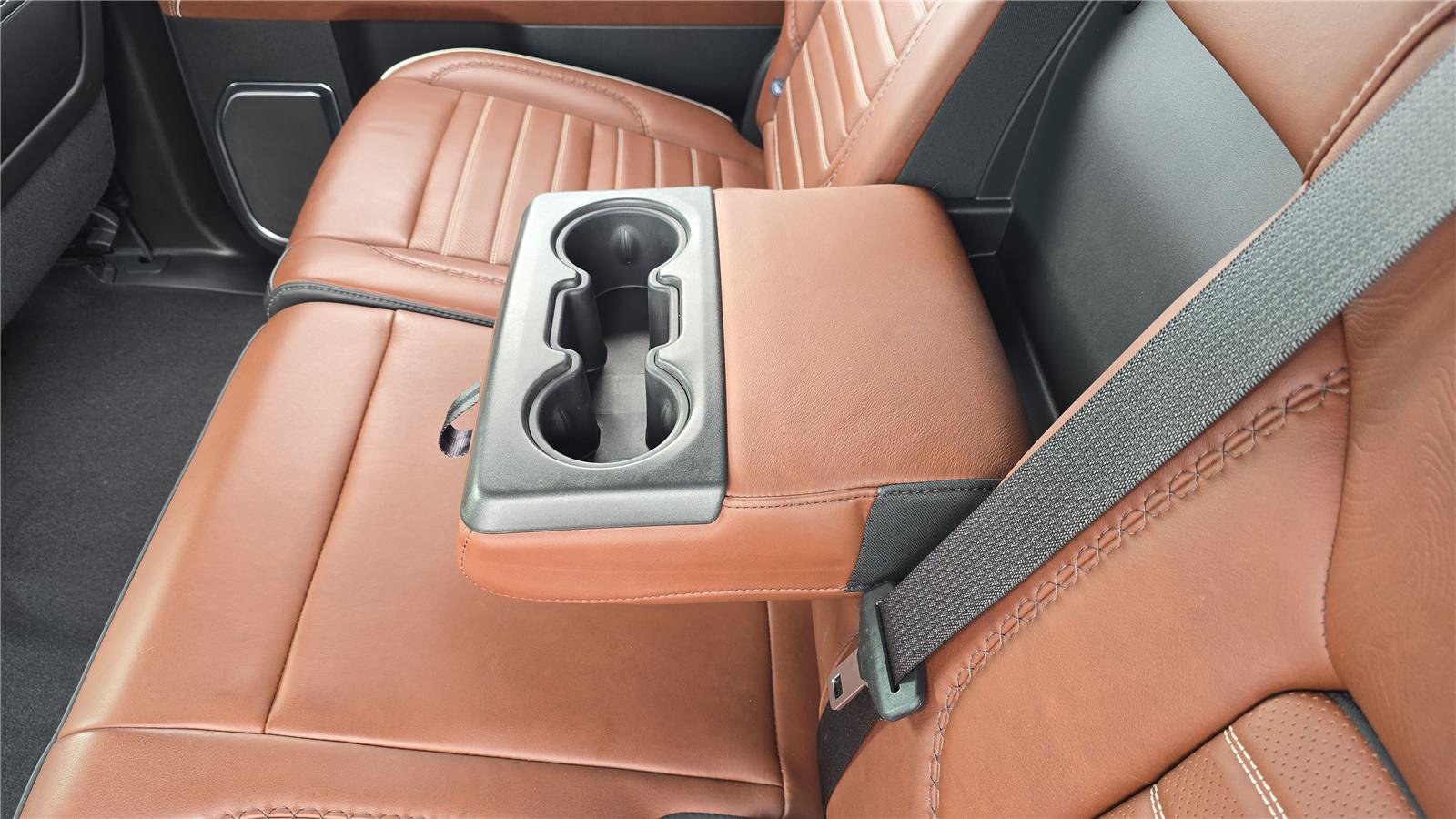 Used 2024 GMC Sierra 1500 Denali Ultimate AWD/4WD image 19
