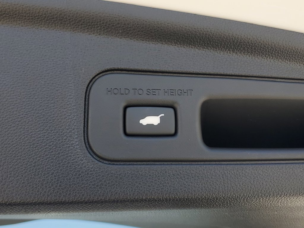 New 2026 Acura MDX SH-AWD image 11