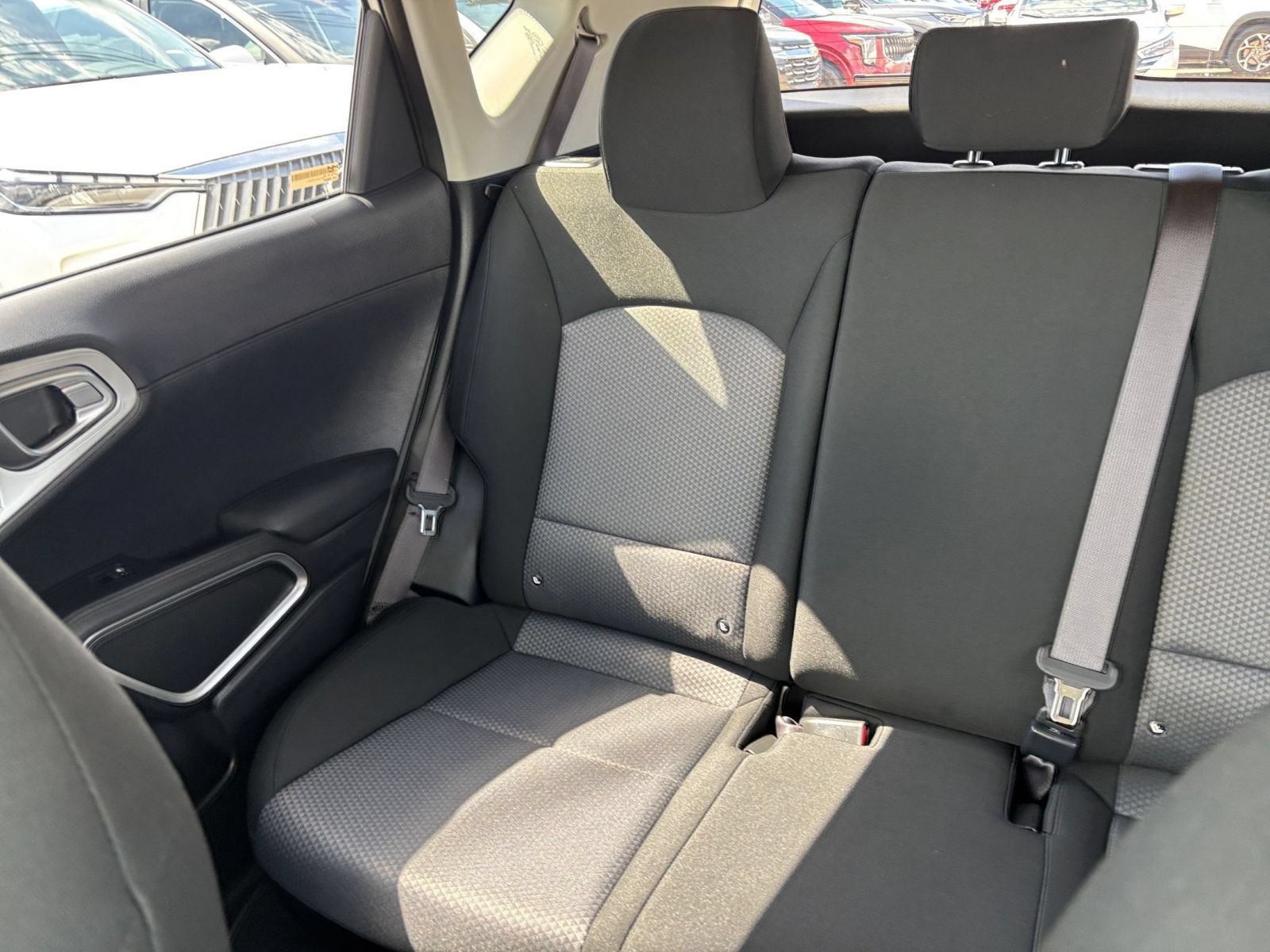 Used 2025 Kia Soul LX w/ LX Technology Package FWD image 37