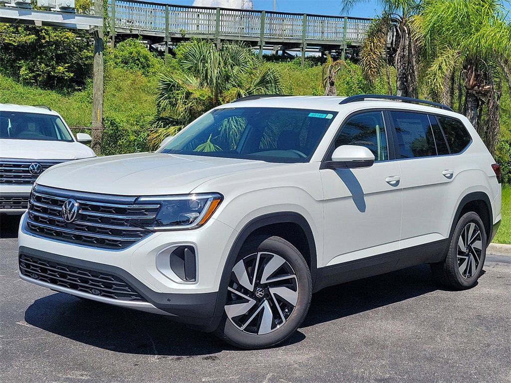 New 2026 Volkswagen Atlas SE image 1