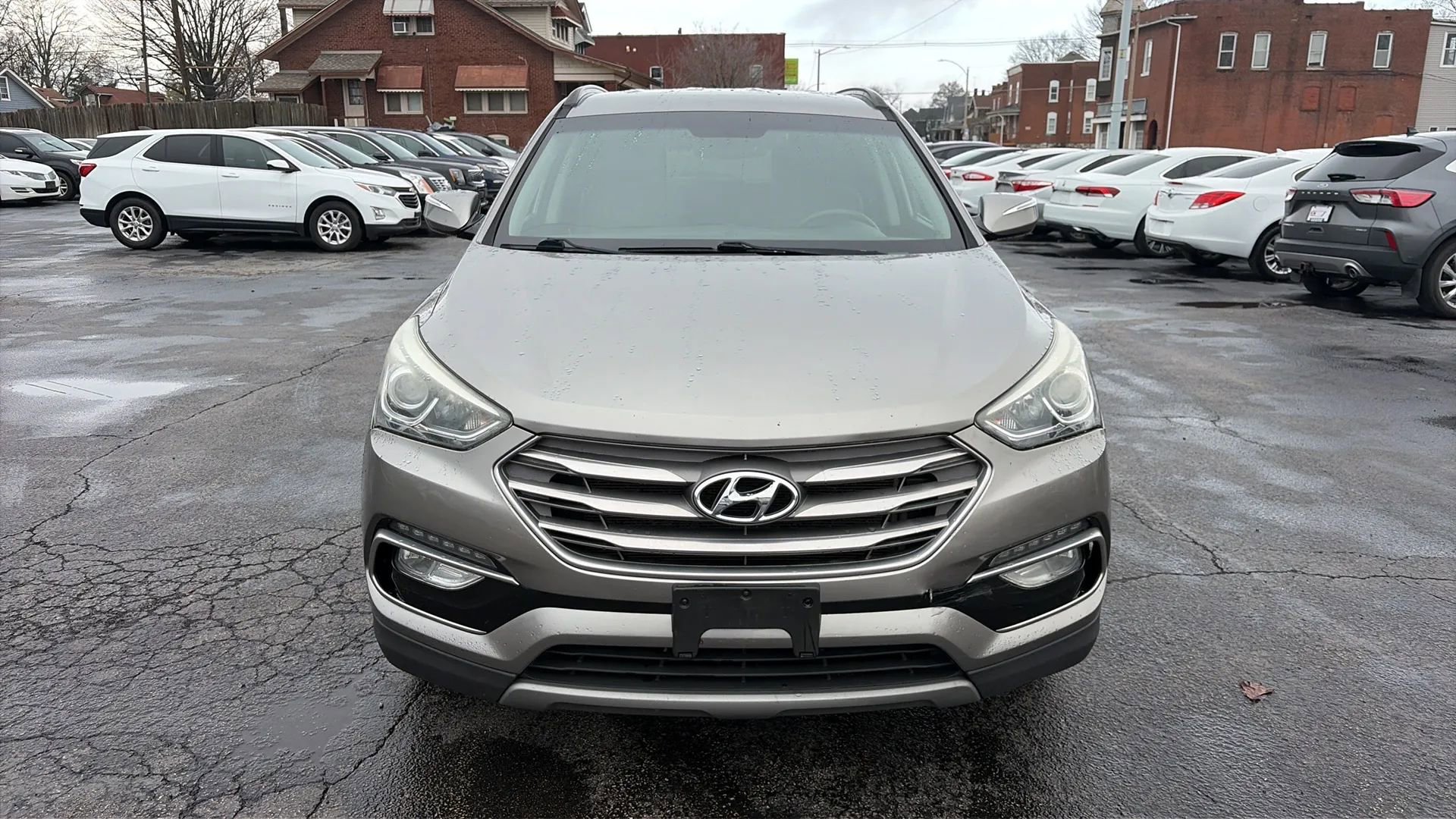Used 2017 Hyundai Santa Fe Sport image 2