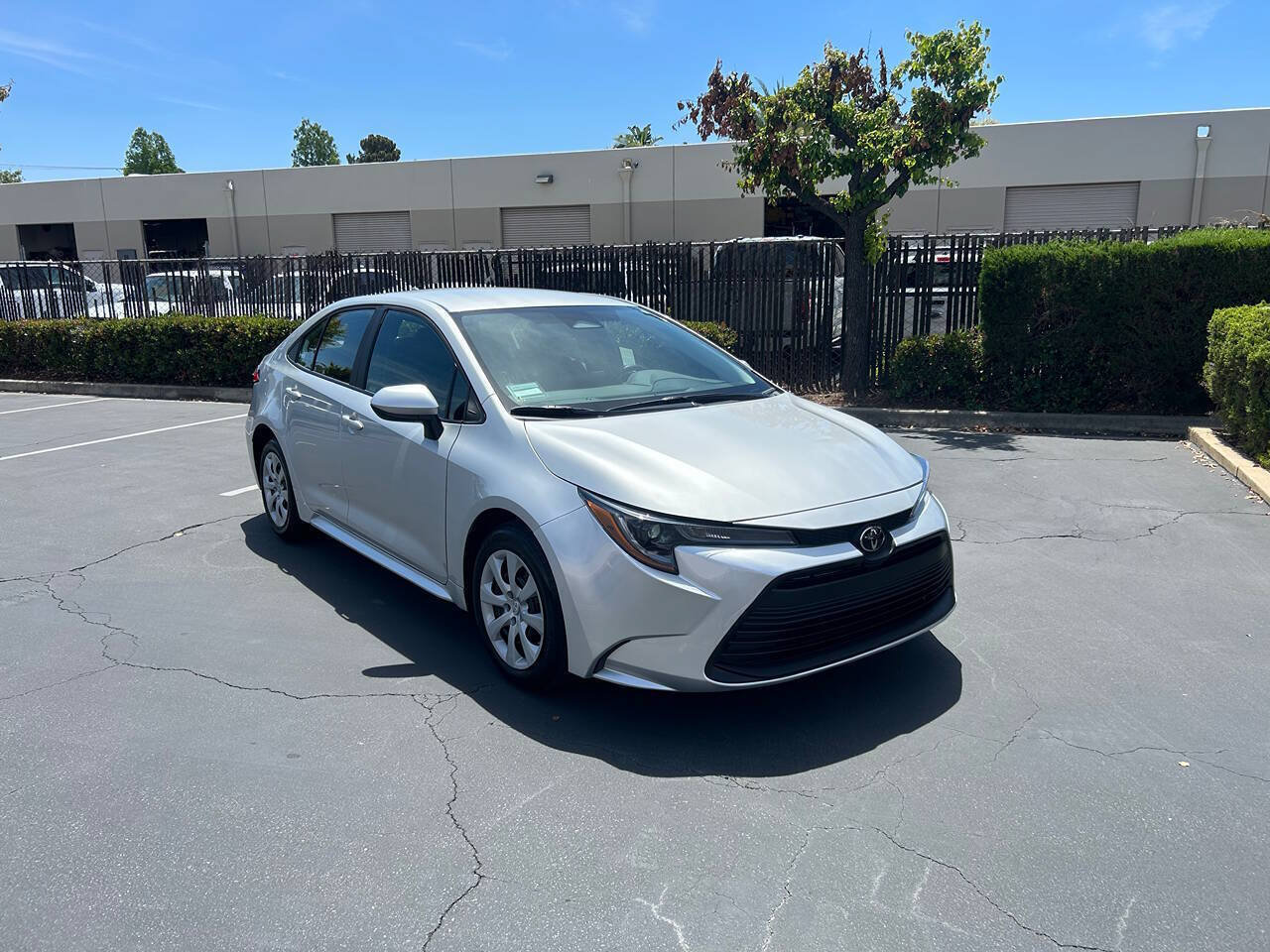 Used 2026 Toyota Corolla LE FWD image 7