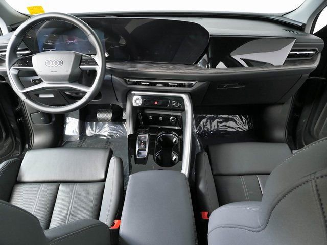 Used 2025 Audi Q5 Premium Plus w/ Premium Plus AWD/4WD image 19