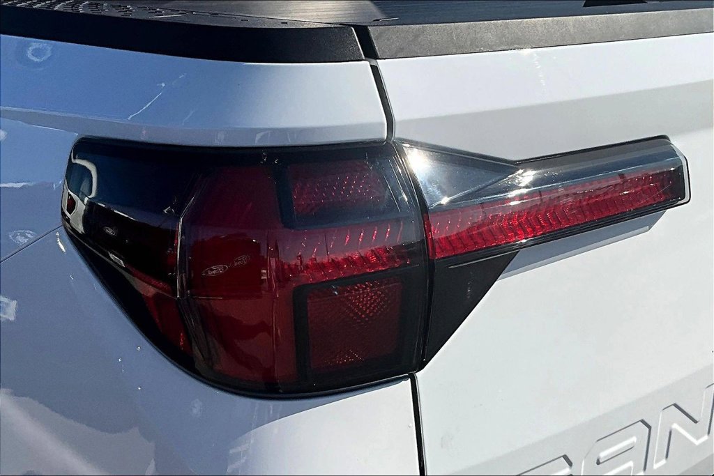 Used 2024 Hyundai Santa Cruz Limited AWD/4WD image 33