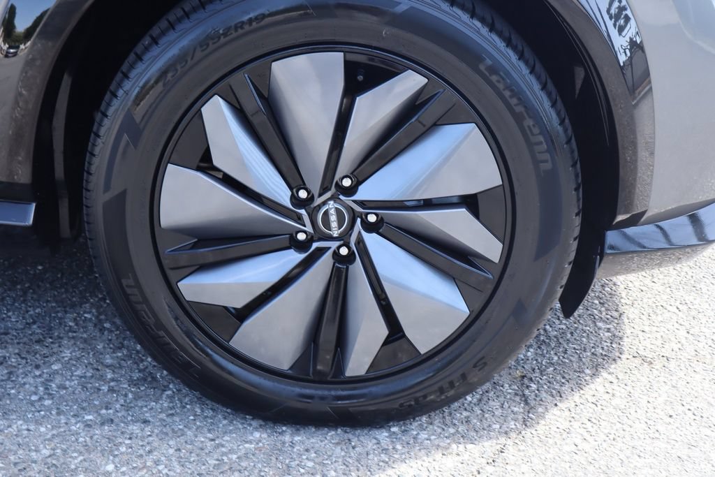Used 2023 Nissan Ariya FWD image 10