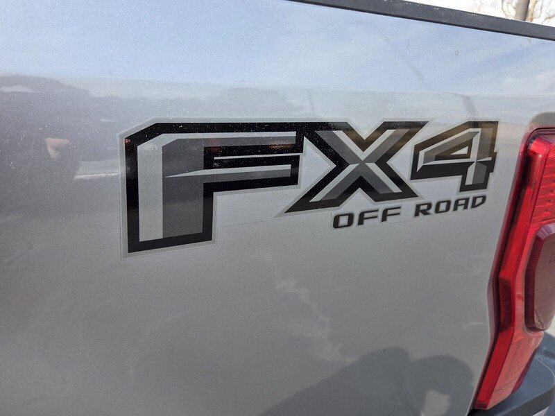 Used 2020 Ford F250 Lariat AWD/4WD image 7