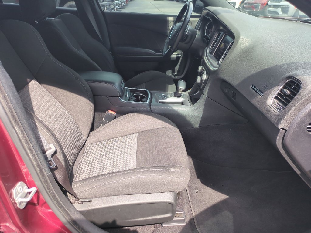 Used 2020 Dodge Charger R/T w/ Navigation & Travel Group RWD image 35