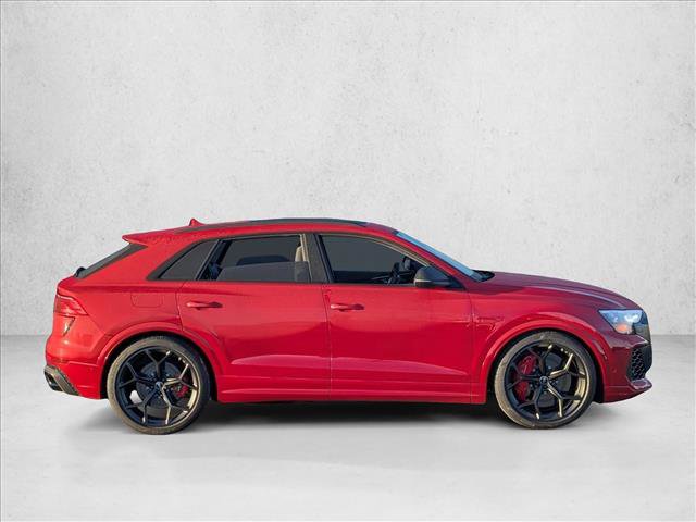 Used 2025 Audi RS Q8 performance image 4