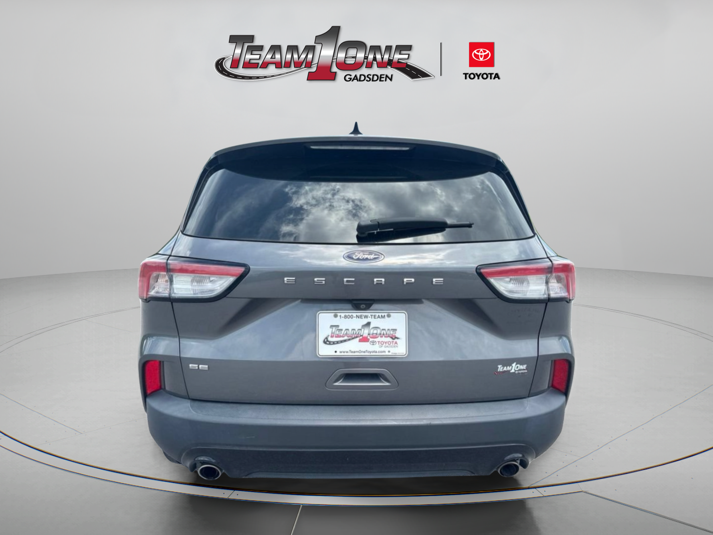 Used 2021 Ford Escape SE w/ SE Sport Appearance Package FWD image 6