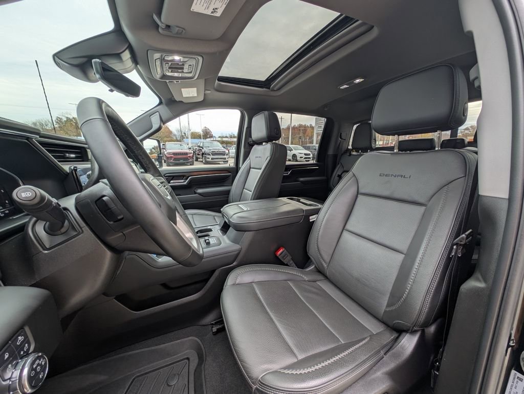 Used 2024 GMC Sierra 2500 Denali w/ Denali Reserve Package image 17