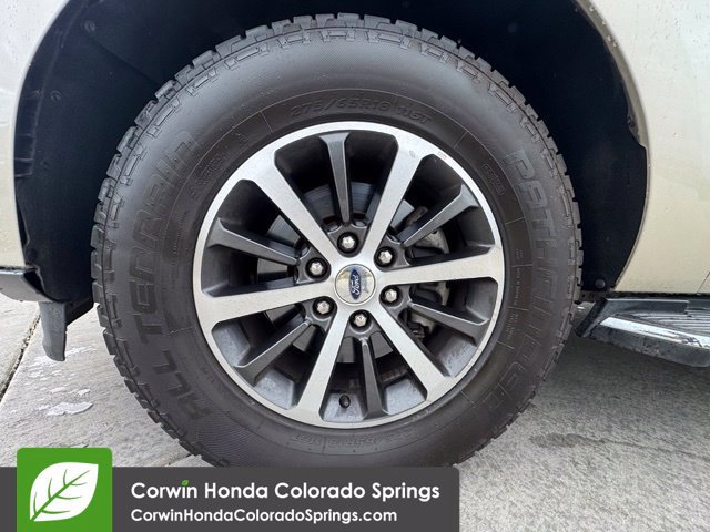 Used 2018 Ford Expedition Max XLT w/ Equipment Group 202A AWD/4WD image 36