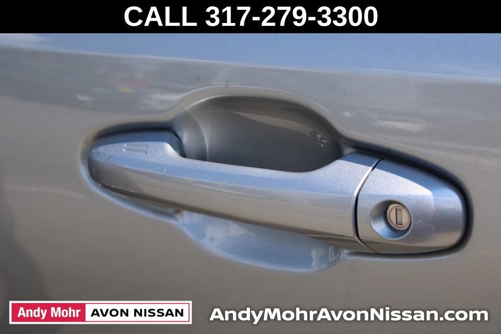 Used 2014 Toyota Highlander XLE FWD image 15