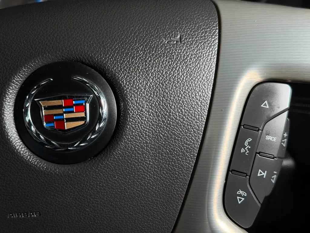 Used 2013 Cadillac Escalade ESV Platinum AWD/4WD image 40