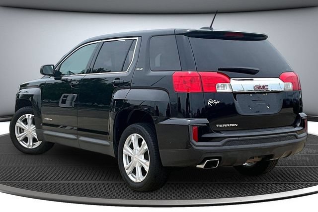 Used 2017 GMC Terrain SLE FWD image 4