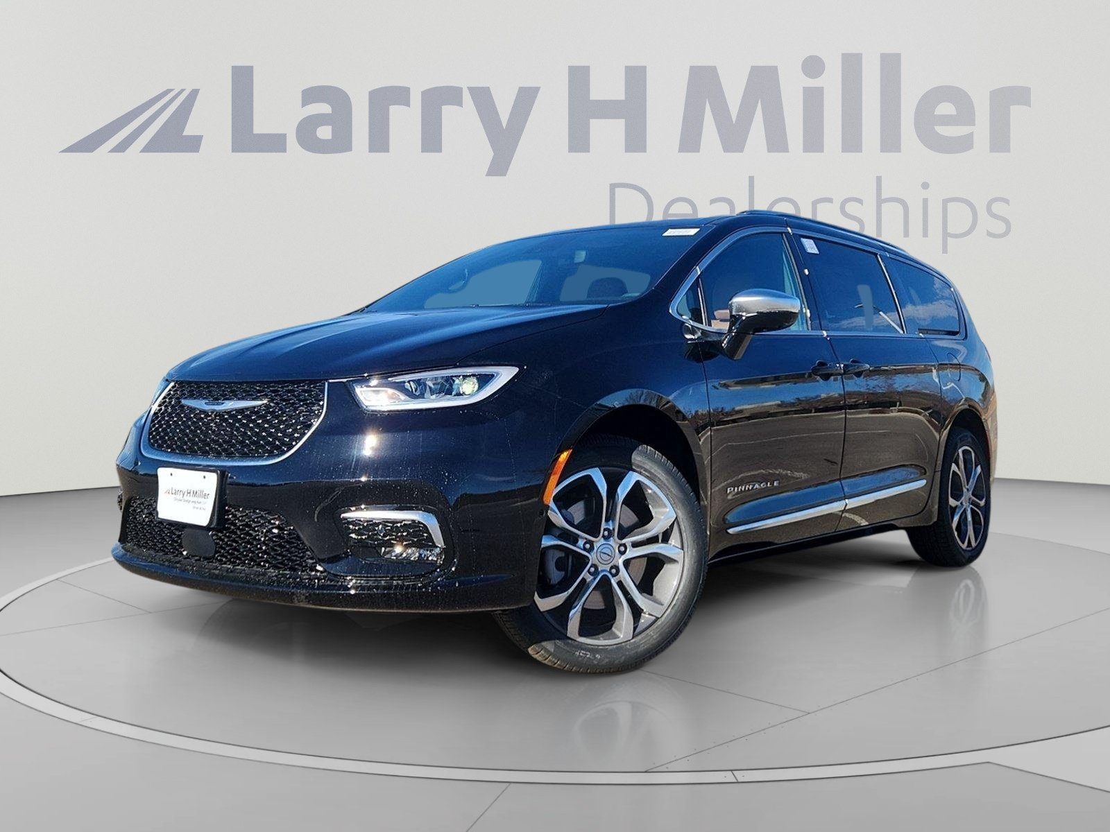 New 2026 Chrysler Pacifica Pinnacle