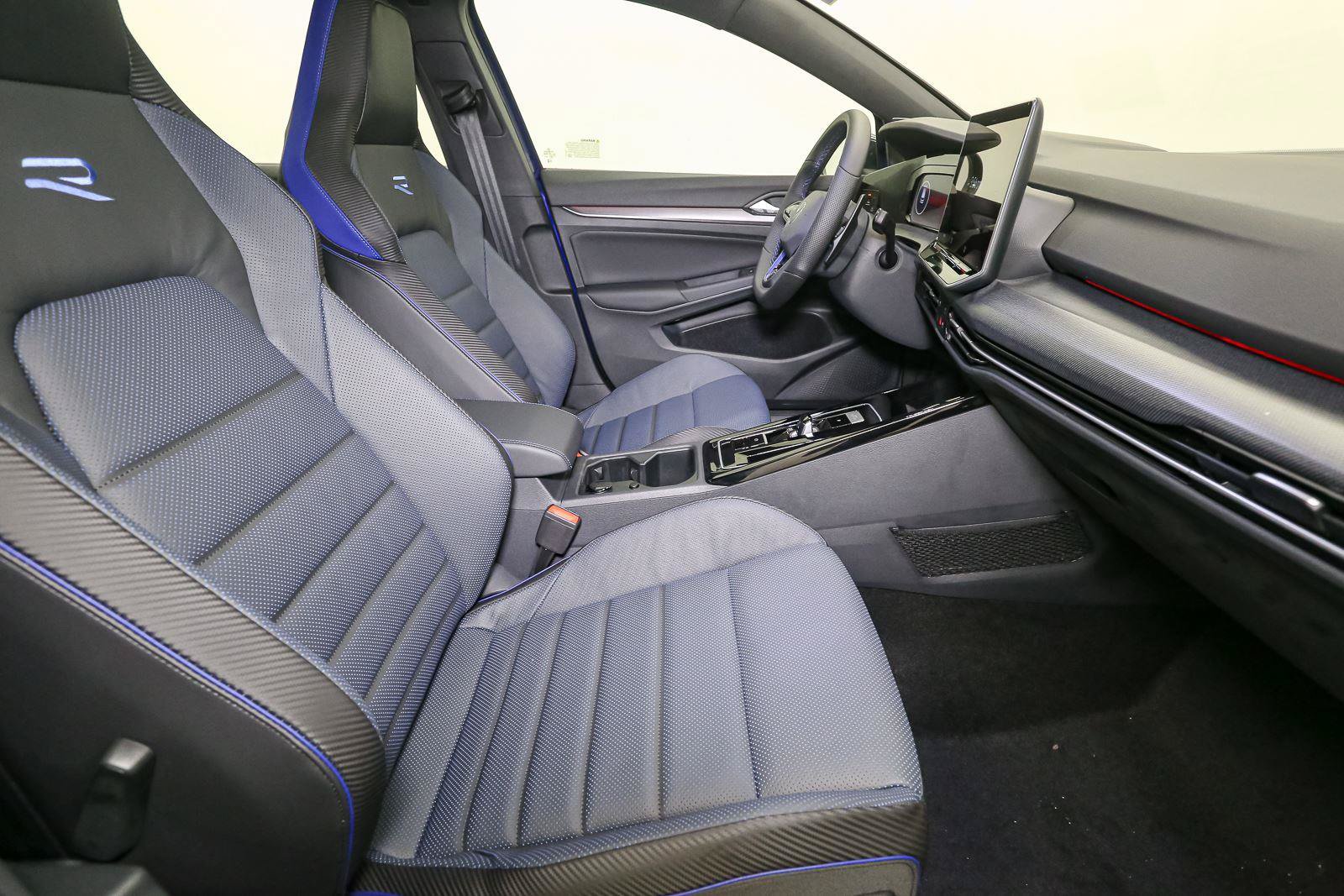 New 2026 Volkswagen Golf AWD/4WD image 12