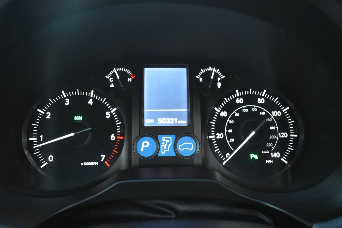 Used 2014 Lexus GX 460 w/ Premium Package image 29