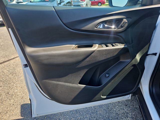 Used 2024 Chevrolet Equinox LT FWD image 10