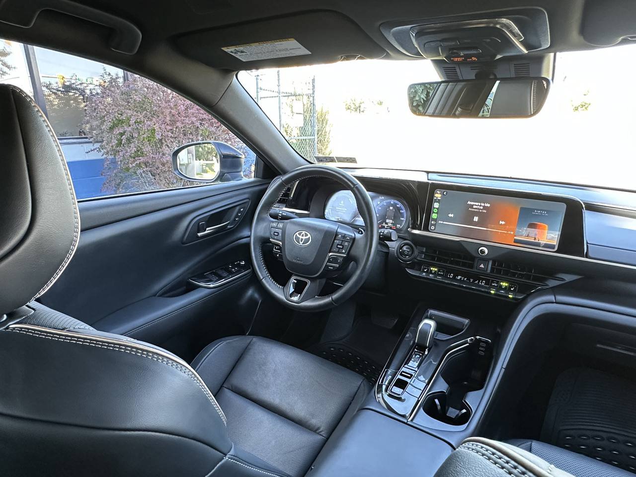 Used 2025 Toyota Crown Signia AWD/4WD image 28