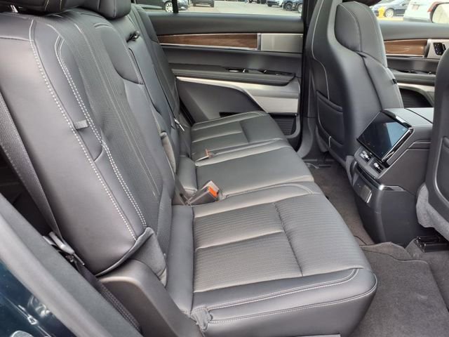 New 2026 Cadillac Vistiq Luxury image 21