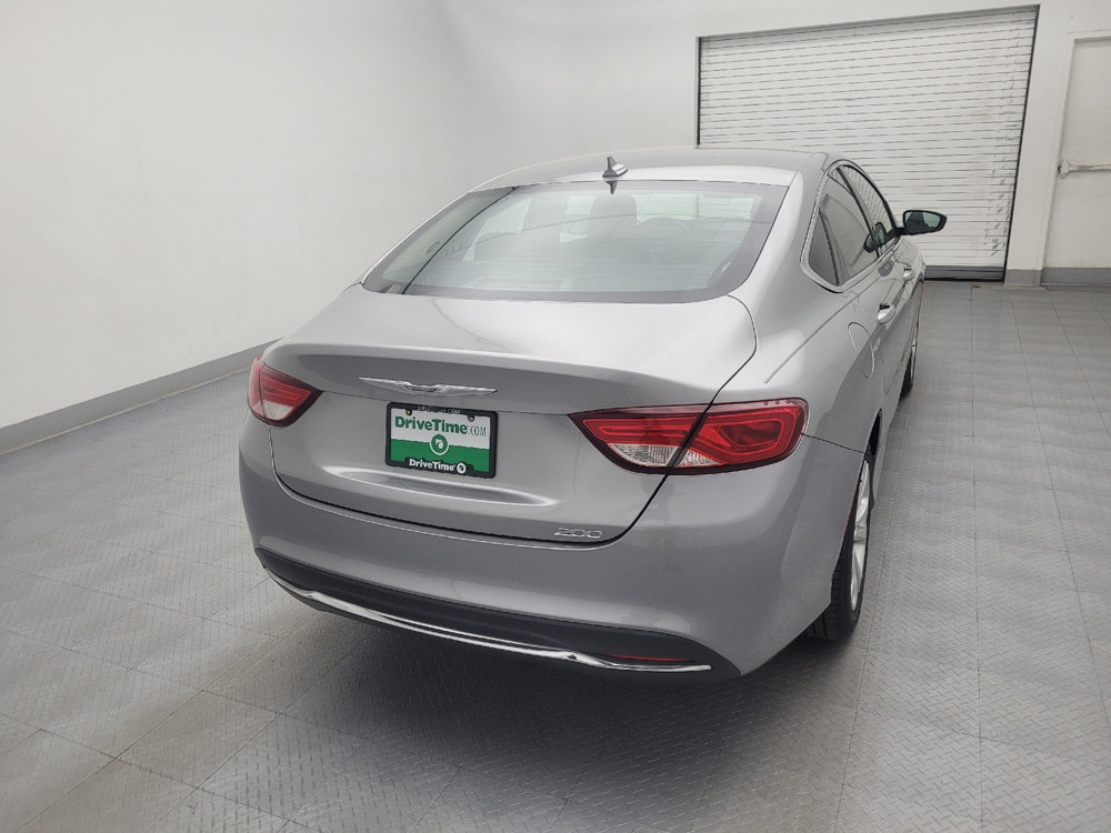 Used 2017 Chrysler 200 Limited Platinum image 7