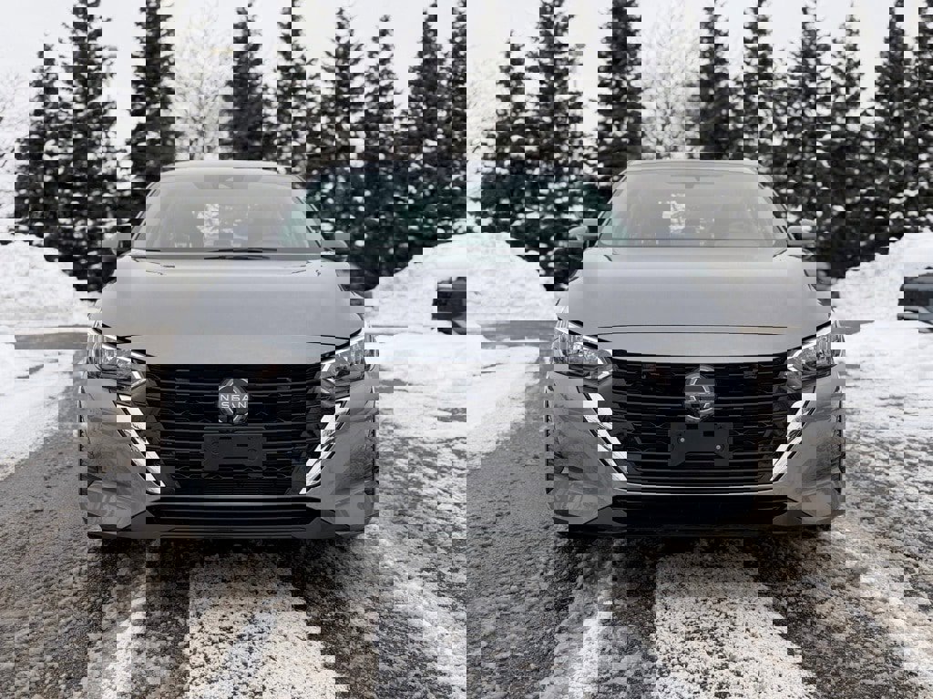 Used 2024 Nissan Sentra SV image 2