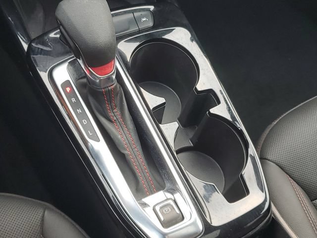 Used 2025 Chevrolet Trax RS w/ Sunroof Package FWD image 27