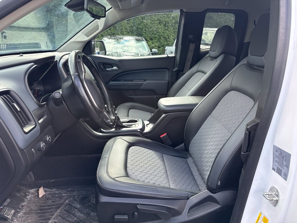 Used 2022 Chevrolet Colorado Z71 w/ Trail Boss Package AWD/4WD image 9
