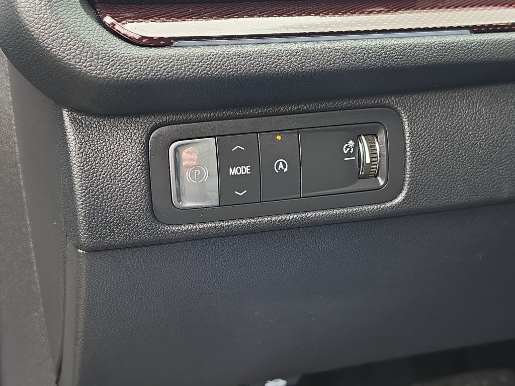 Certified 2024 Chevrolet Traverse RS FWD image 27