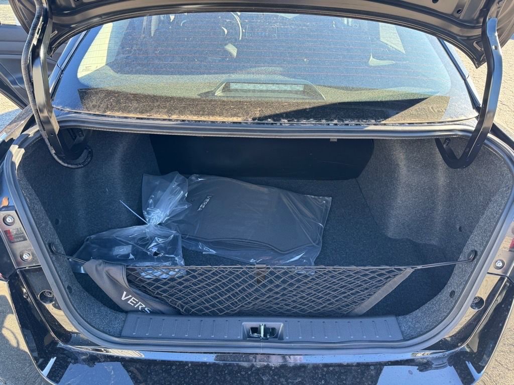 New 2025 Nissan Versa S w/ Trunk Package FWD image 10