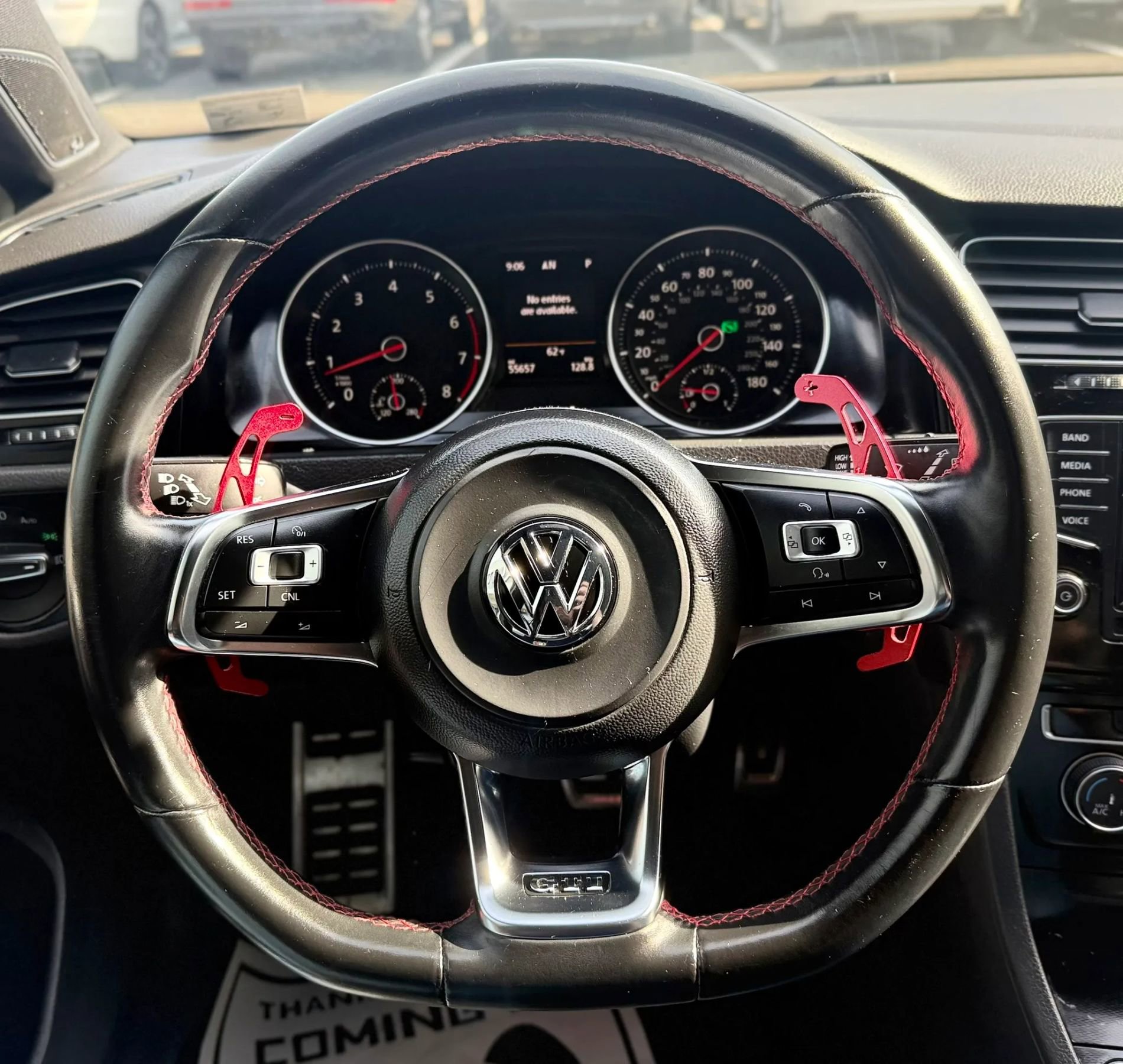 Used 2015 Volkswagen GTI SE image 13