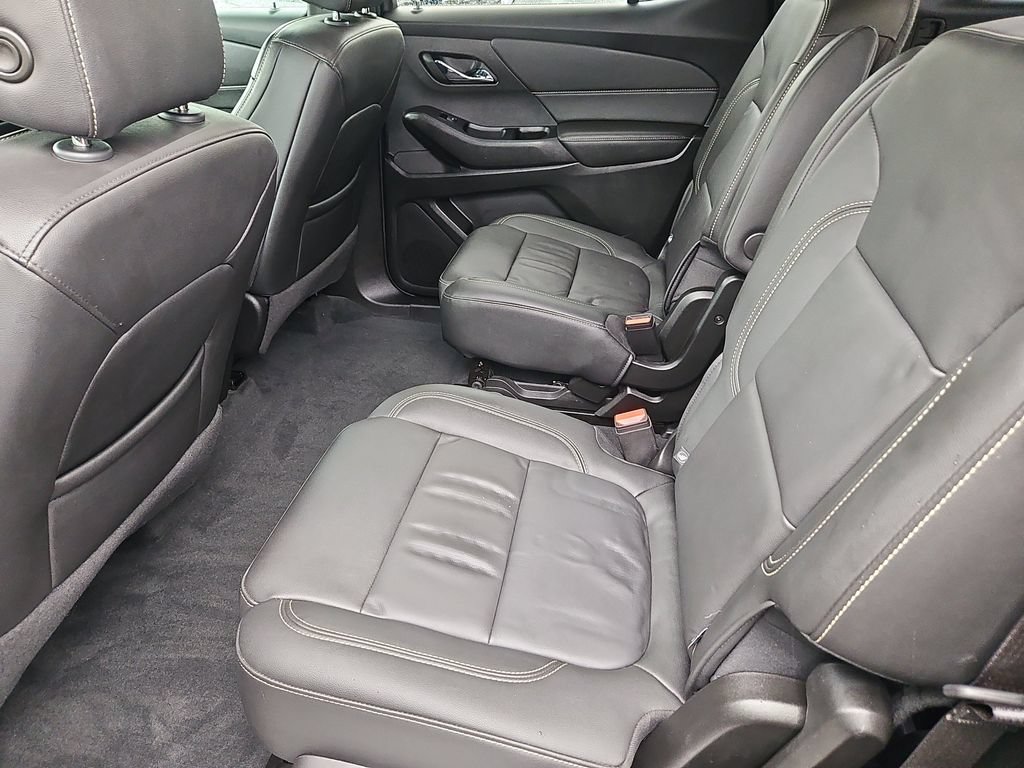 Used 2023 Chevrolet Traverse LT AWD/4WD image 33