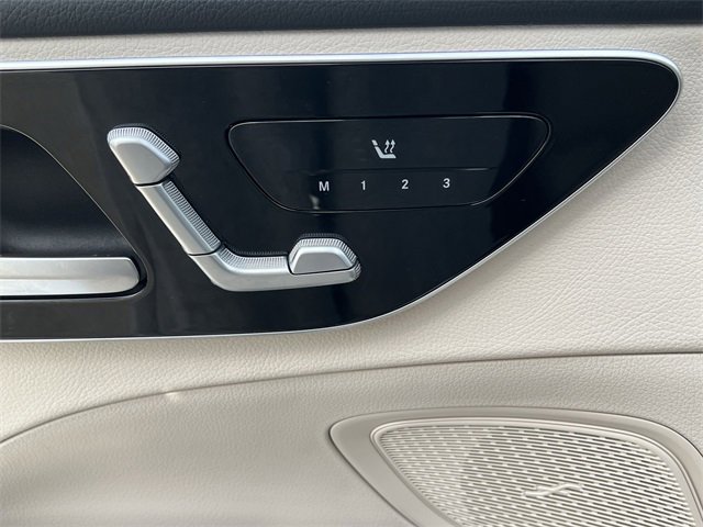 Used 2023 Mercedes-Benz C 300 Sedan image 27