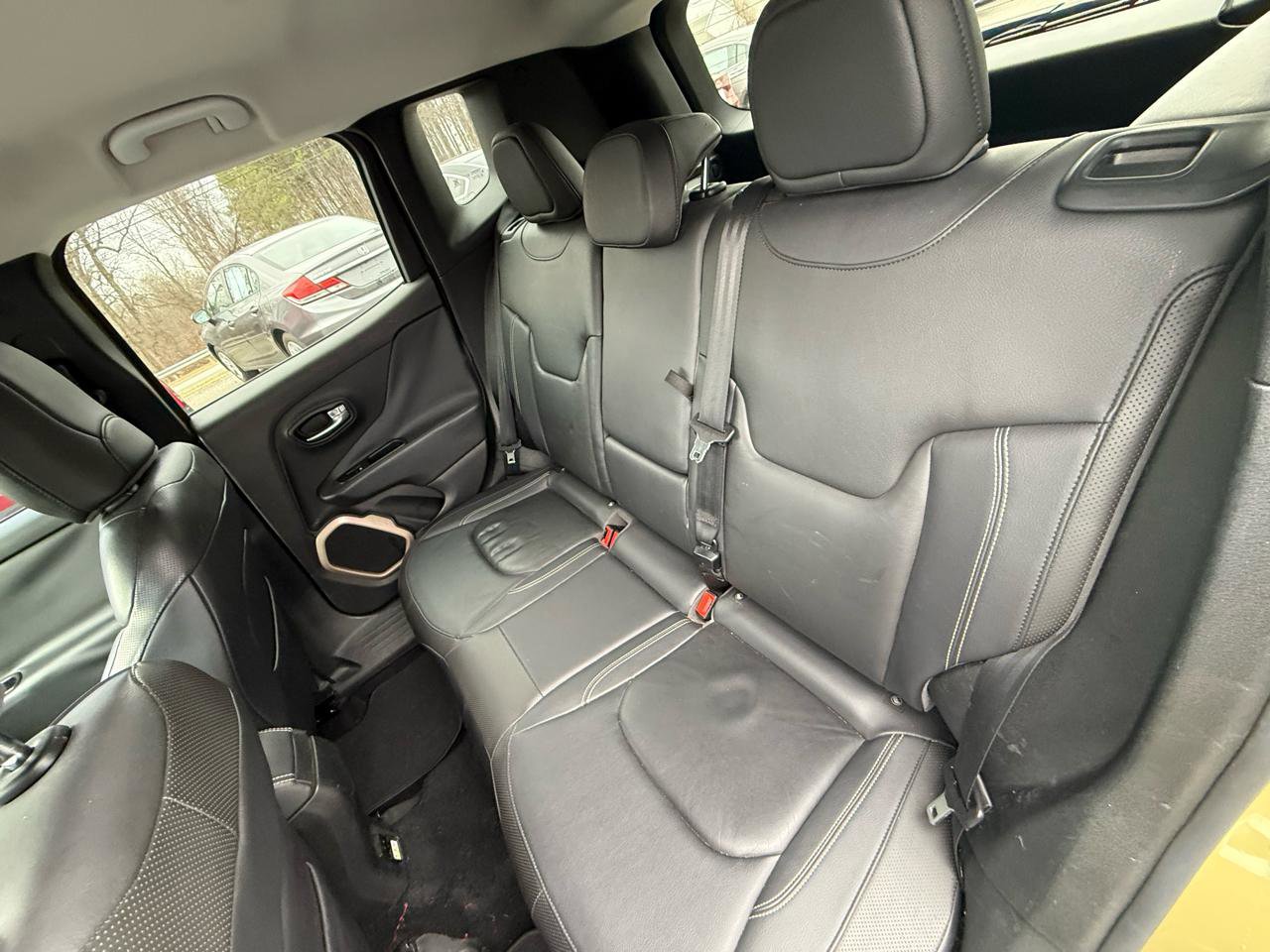 Used 2015 Jeep Renegade Limited FWD image 22