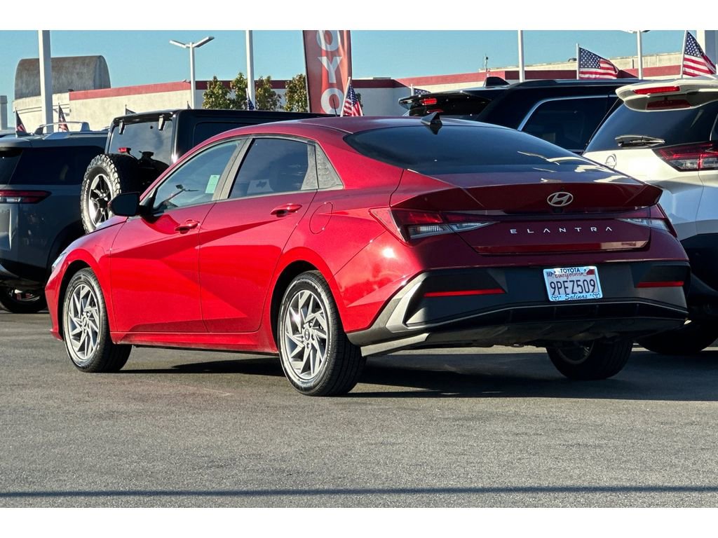 Used 2024 Hyundai Elantra SEL image 6