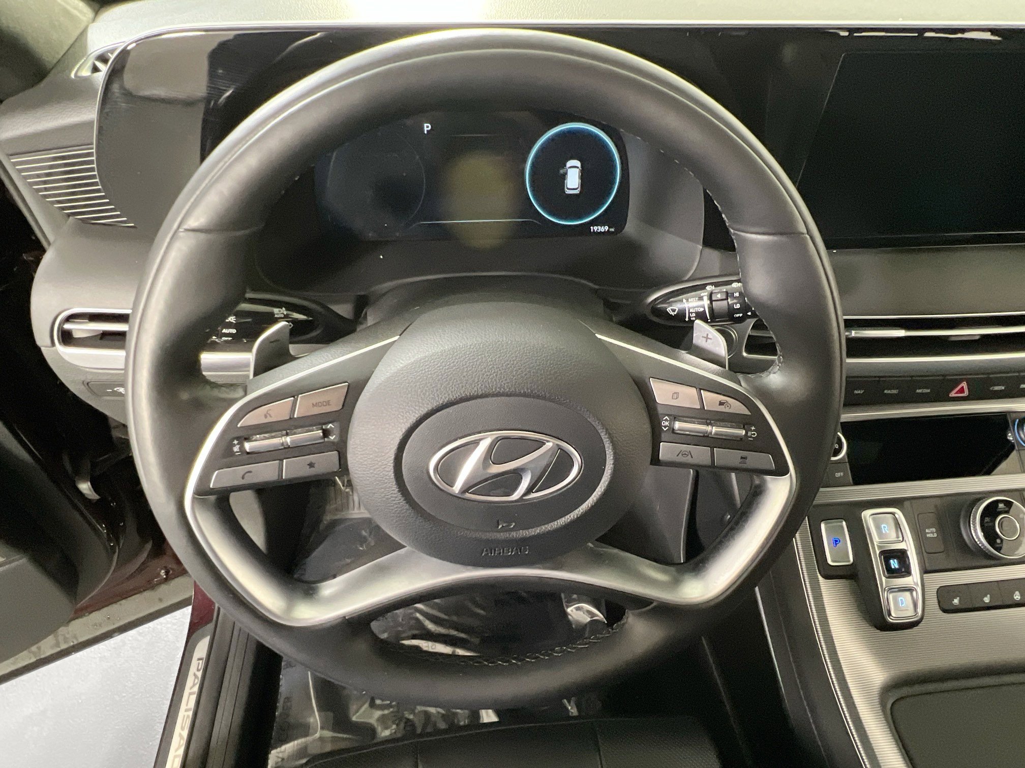 Used 2023 Hyundai Palisade Calligraphy image 11