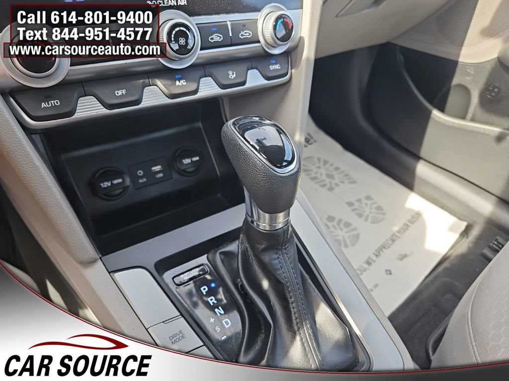 Used 2020 Hyundai Elantra SE FWD image 10