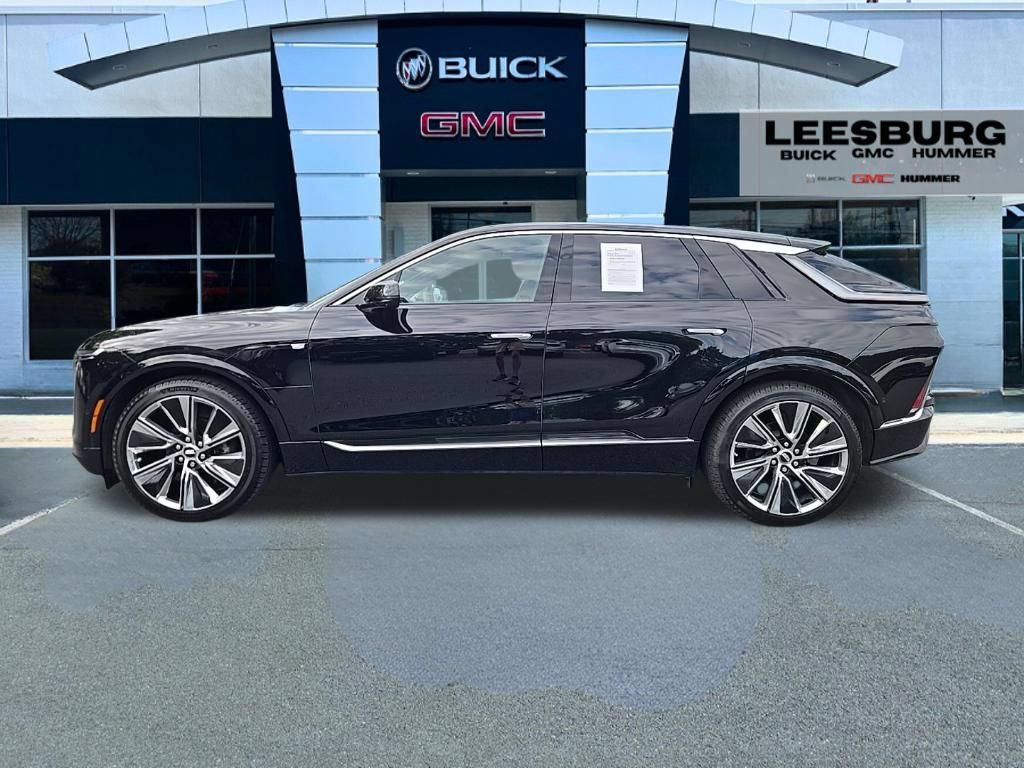 Used 2026 Cadillac Lyriq Signature Luxury w/ Nappa Leather Package AWD/4WD image 4