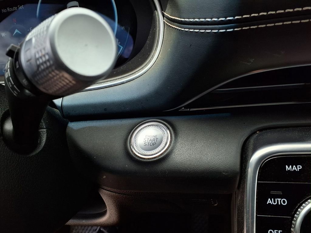 Used 2024 Genesis GV80 3.5T AWD/4WD image 32