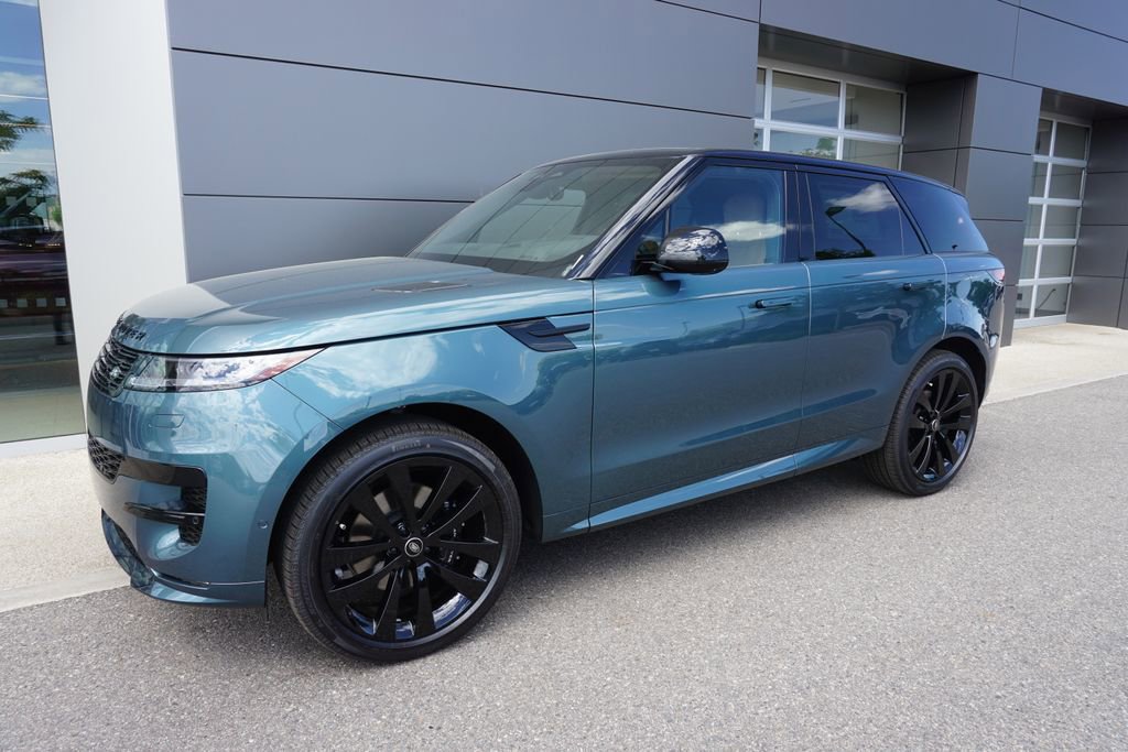New 2025 Land Rover Range Rover Sport Dynamic SE image 3