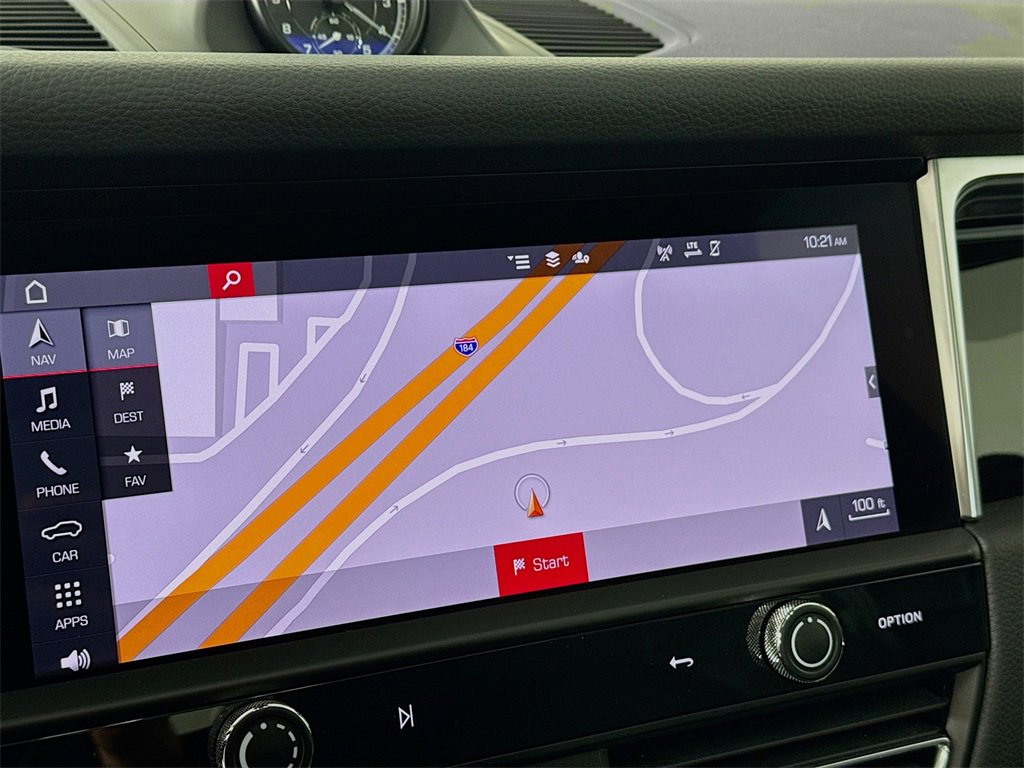 Used 2024 Porsche Macan image 14